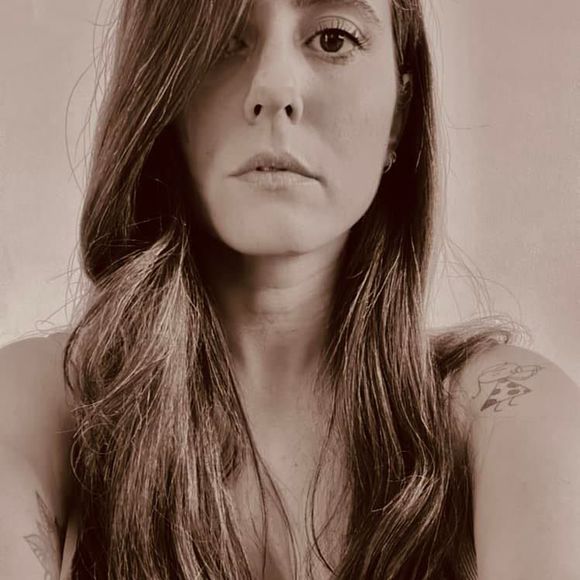 Meet your Posher, Dannette - Picture 1 of 1